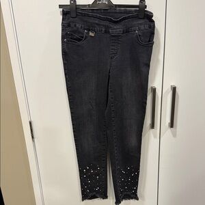 LISETTE Black Ankle Jeans with Pearl Embellishments